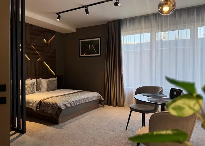 Hide Park Hotel